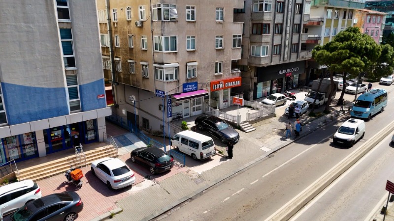 Maltepe'nin İşlek Caddesinde Kiralık Dükkan Harika Lokasyon!